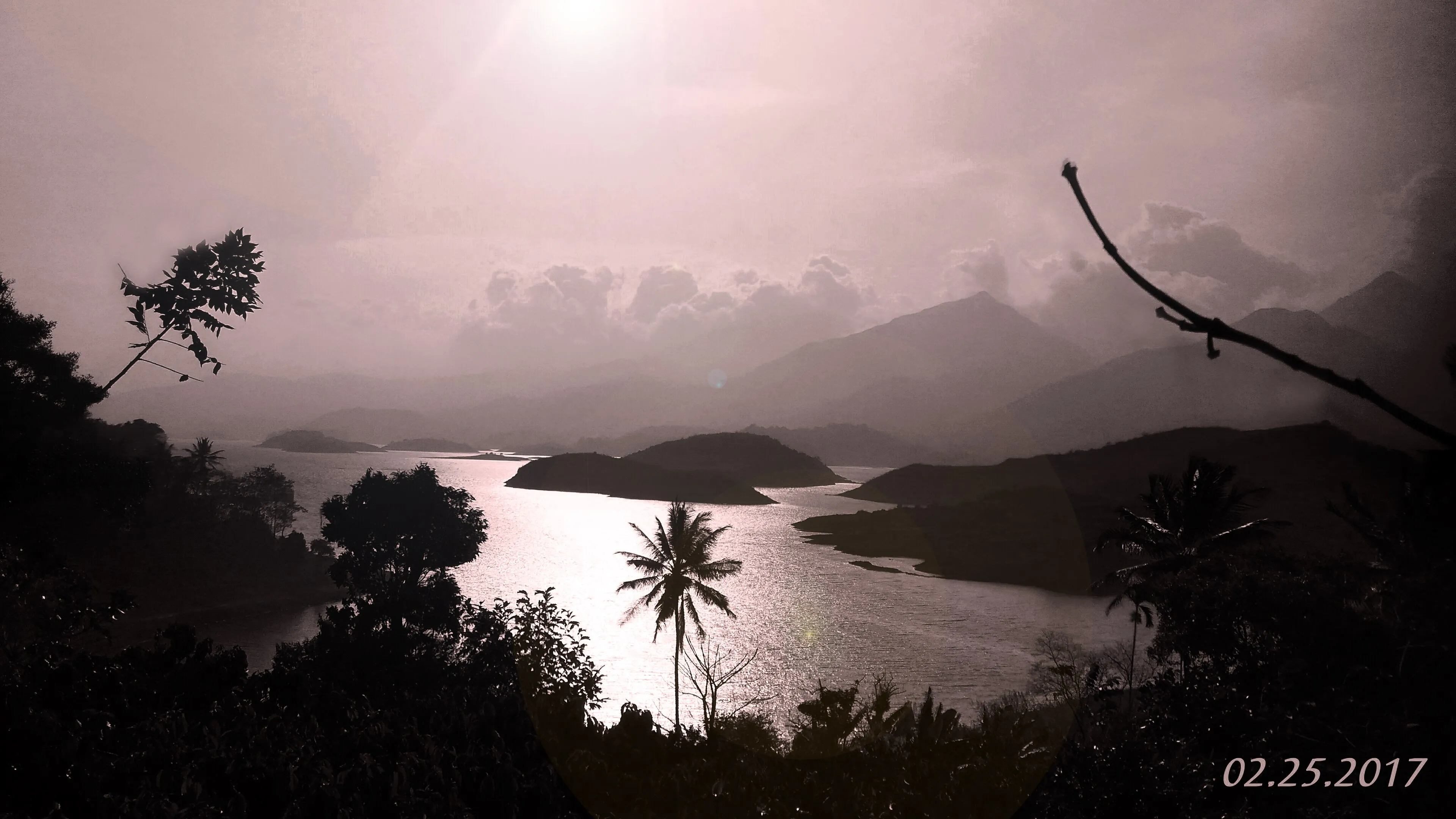Banasura Sagar Dam surrounded by hills, Wayanad, Kerala